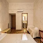 Amici 3* Rome