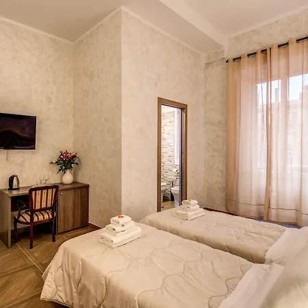 Amici 3* Rome