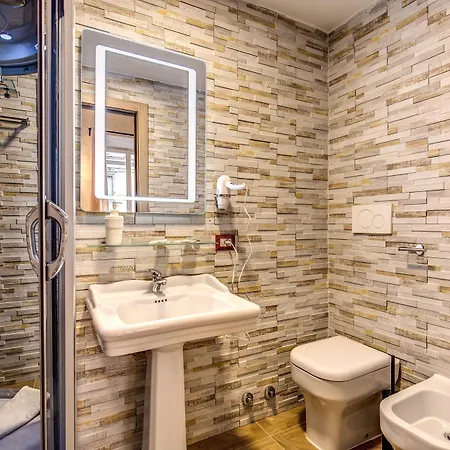 Guest house Amici 3*
